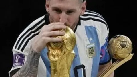 博洛尼亚意甲连冠态势如虹，杯赛再克劲旅，冲刺联赛前三！